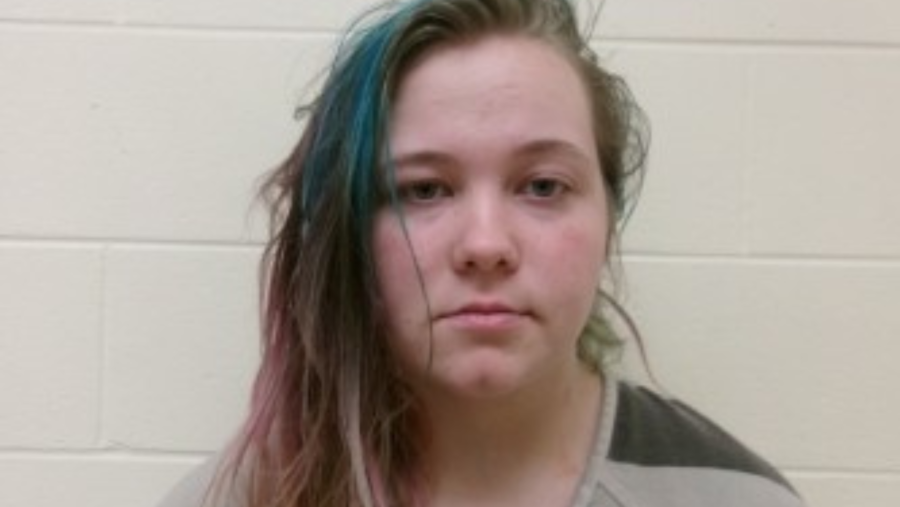 Teen charged with making terroristic threats toward an Ohio school