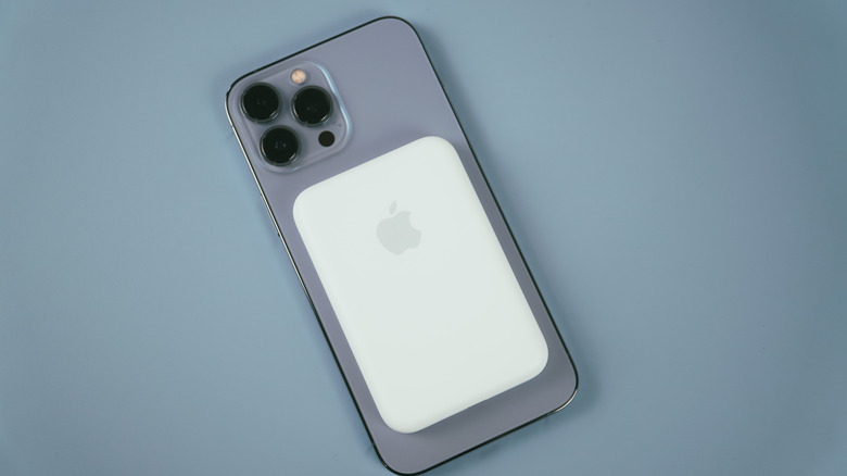 The 5 best MagSafe compatible battery packs for your iPhone