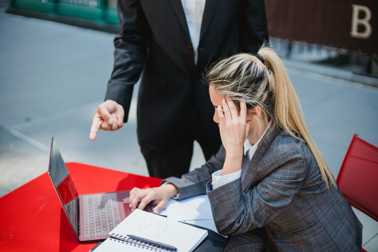 Why so many bosses are getting worse at their jobs: The real reason no ...