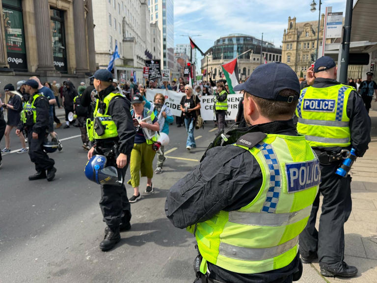 Nine pictures of huge police presence in Leeds today as protests pass ...
