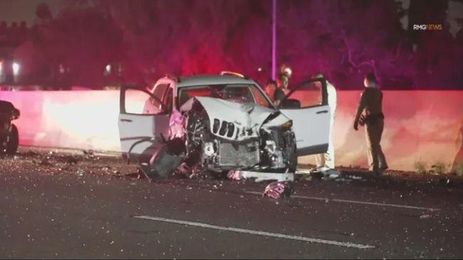 Person killed in chain-reaction crash on 101 Freeway in Encino