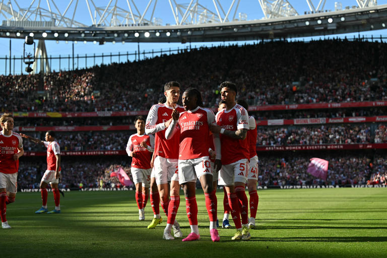 Arde la Premier League: Arsenal mete presión al Manchester City y así ...