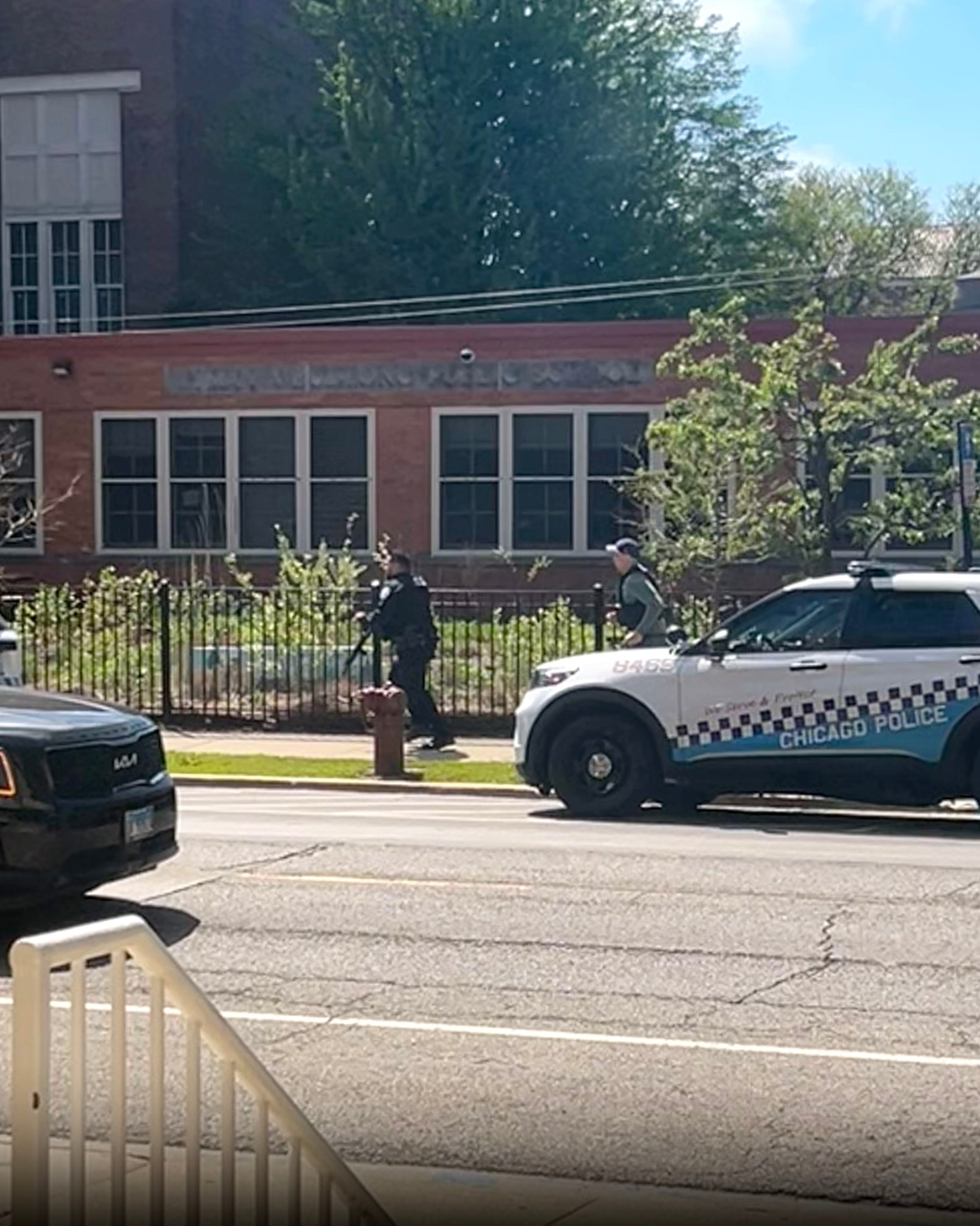 1 officer killed, 1 in critical condition after shooting in Chicago ...