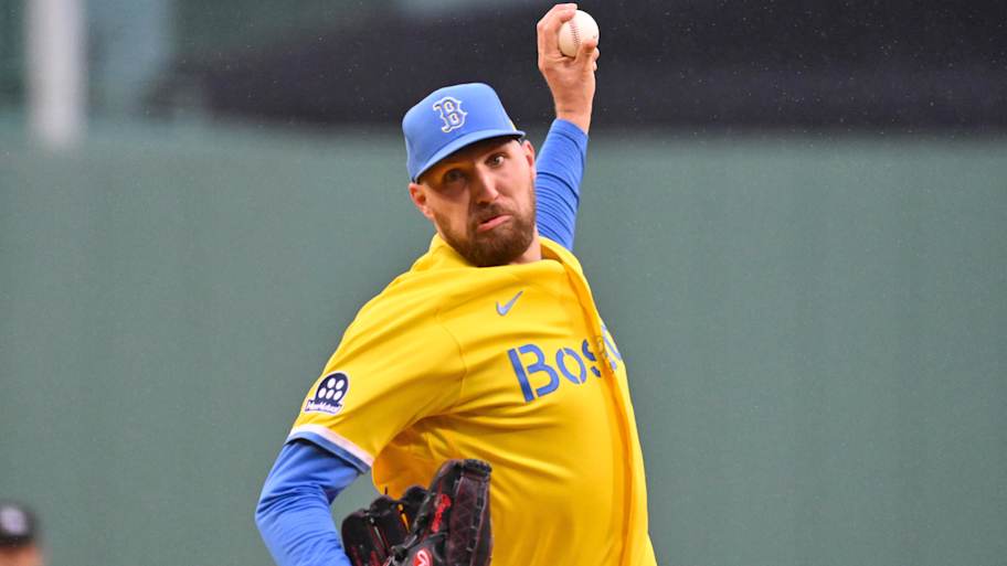 Former Red Sox prospect from Garrett Crochet trade is dominating in White  Sox system