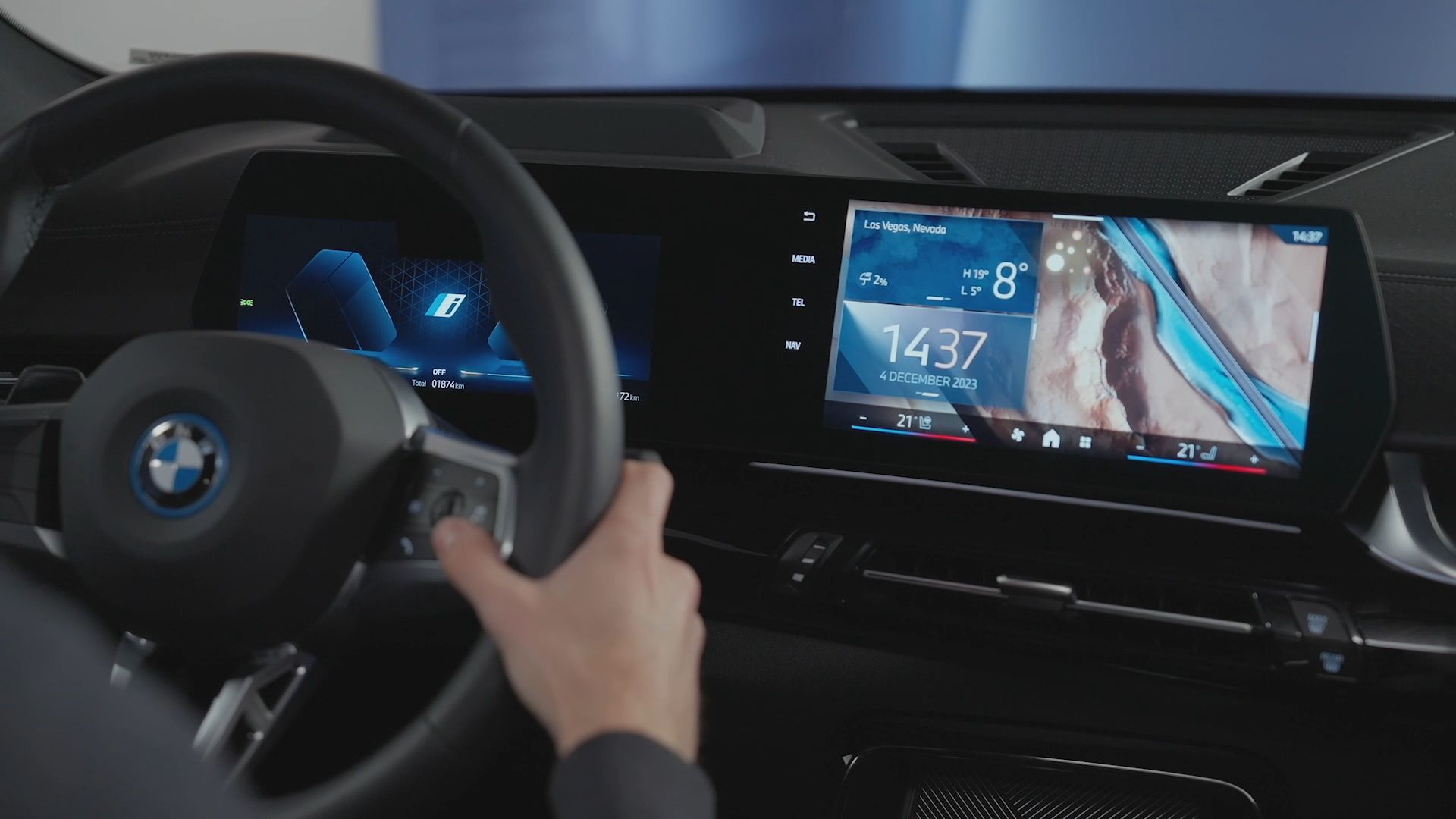 Entwicklungsdemo - BMW Sprachassistent wird mithilfe von Amazon Alexa ...