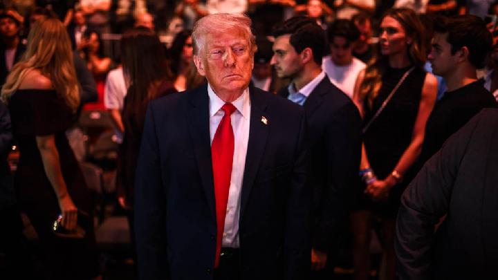 Trump: Pelaku Penembakan Diduga Radikal