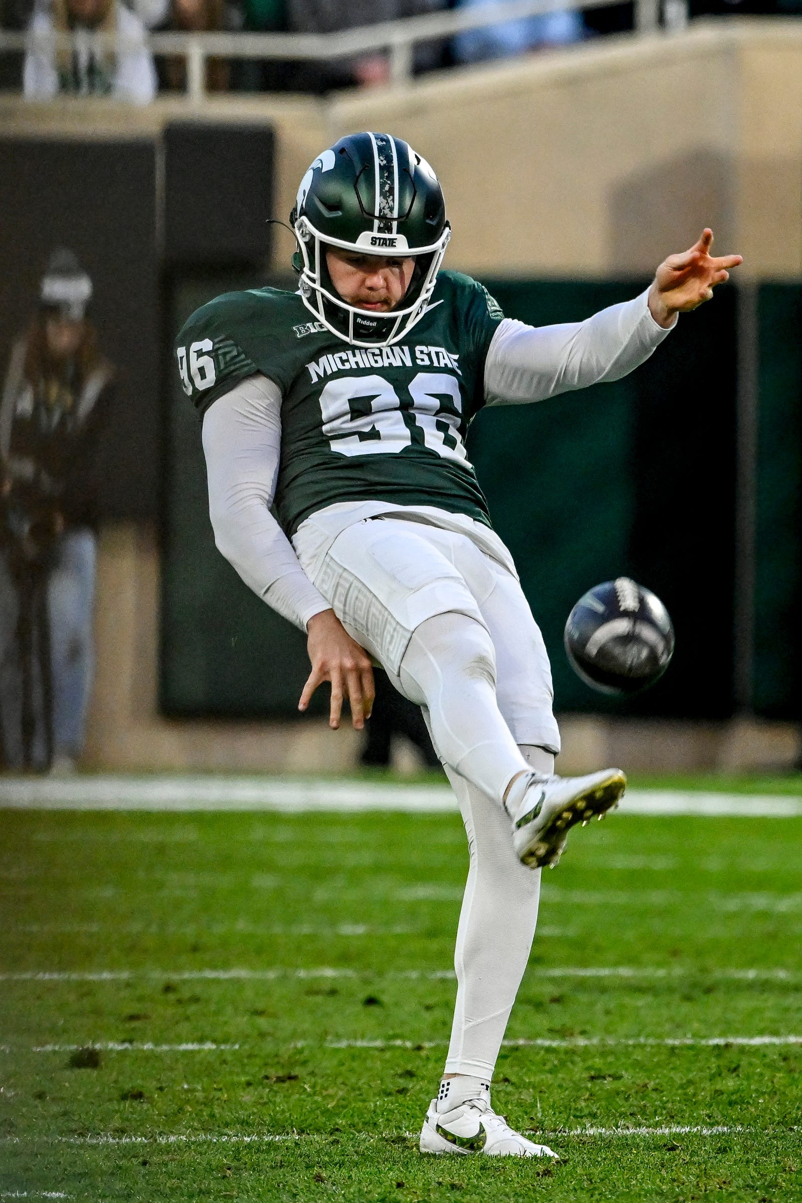 Ravens' punter Ryan Eckley brings a 'game within the game' mentality