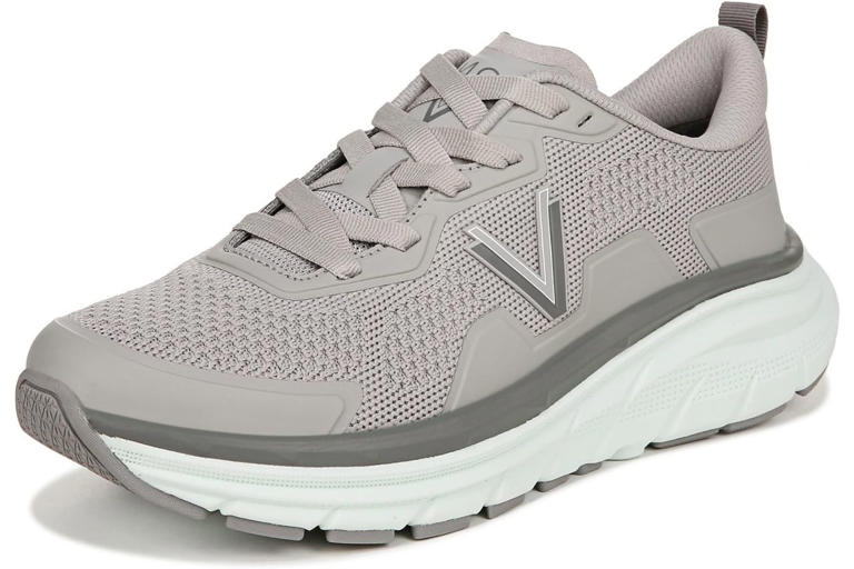 Oprah sold me on these podiatrist-approved sneakers and easy slip-ons ...