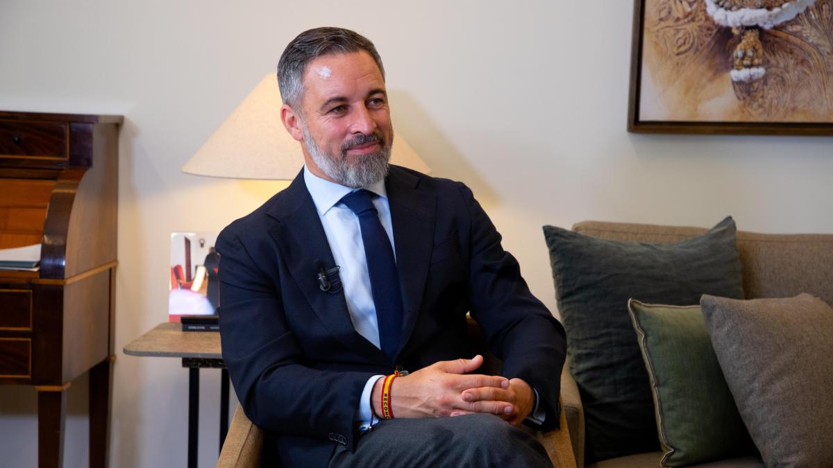 Abascal: «Es de sentido común decir que los nacionales tienen prioridad ...