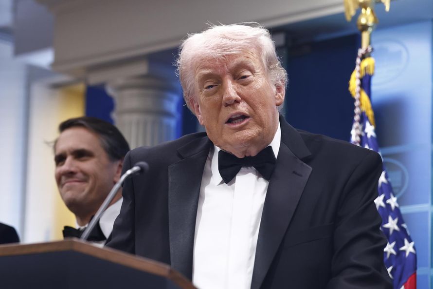 Trump y Melania evacuados de la cena de corresponsales por la amenaza ...