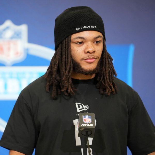 Red Murdock is 'Mr. Irrelevant' as LB goes last in NFL draft