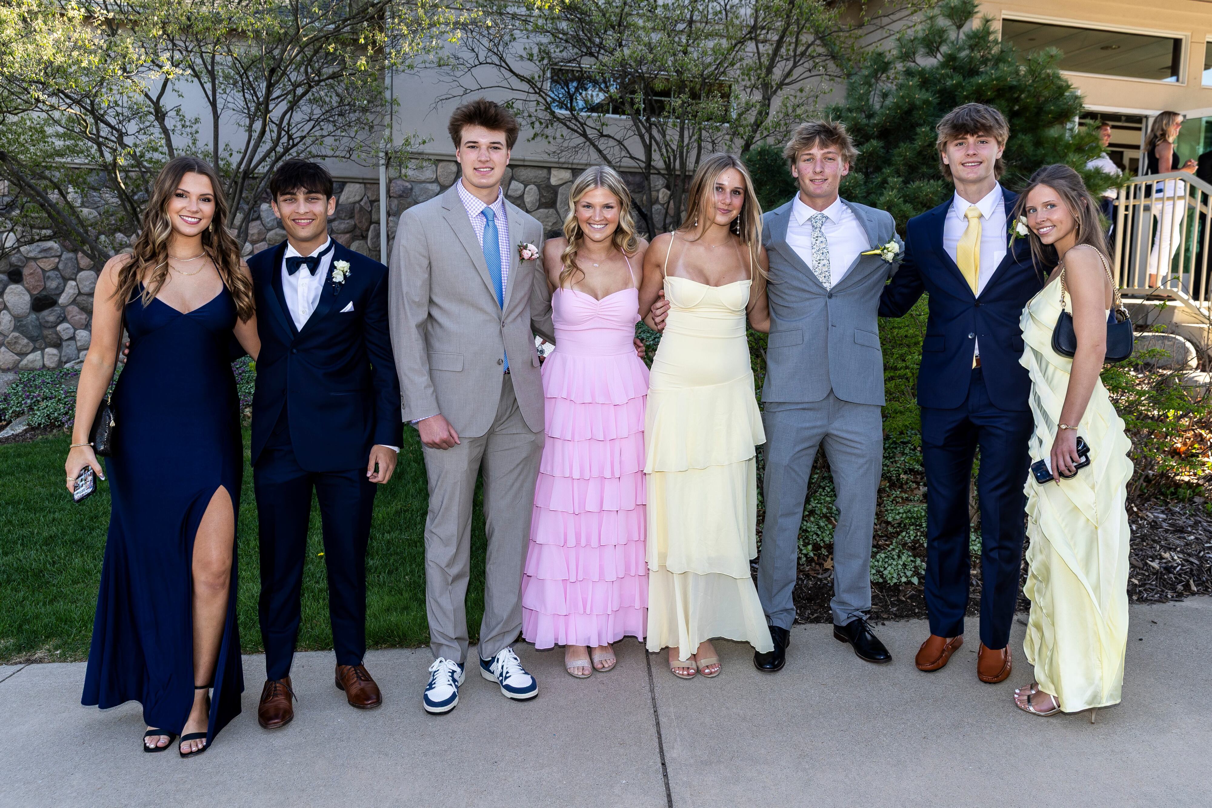 Forest Hills Eastern dazzles in 'golden hour' style at prom