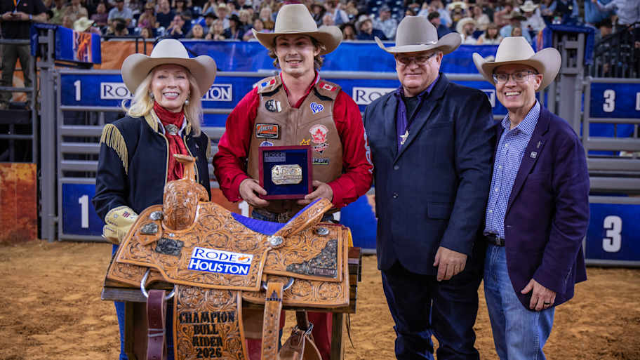 Bull rider Jake Gardner's breakout moment at Rodeo Houston