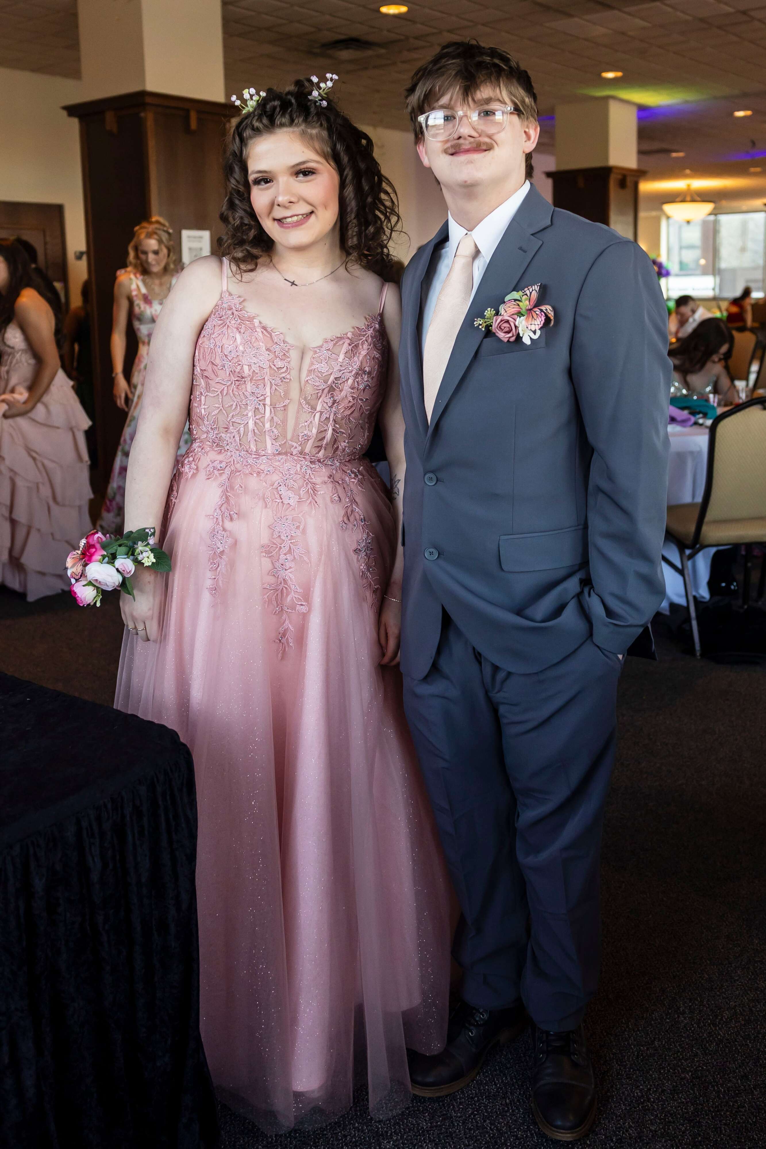 Pinconning students dance the night away at 'A Night in Rio' themed prom
