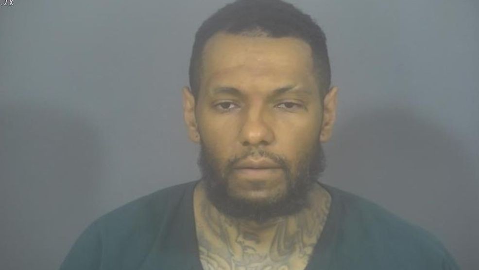One arrested after leading police on chase, crashing into South Bend ...