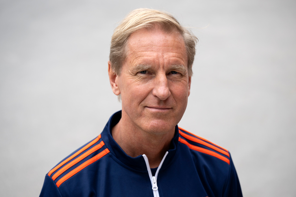 Kuppen lyckades: Han tar över svensk tennis