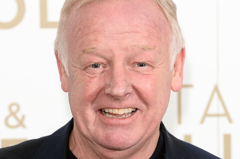 Les Dennis' life from Amanda Holden marriage to health scare wake-up call