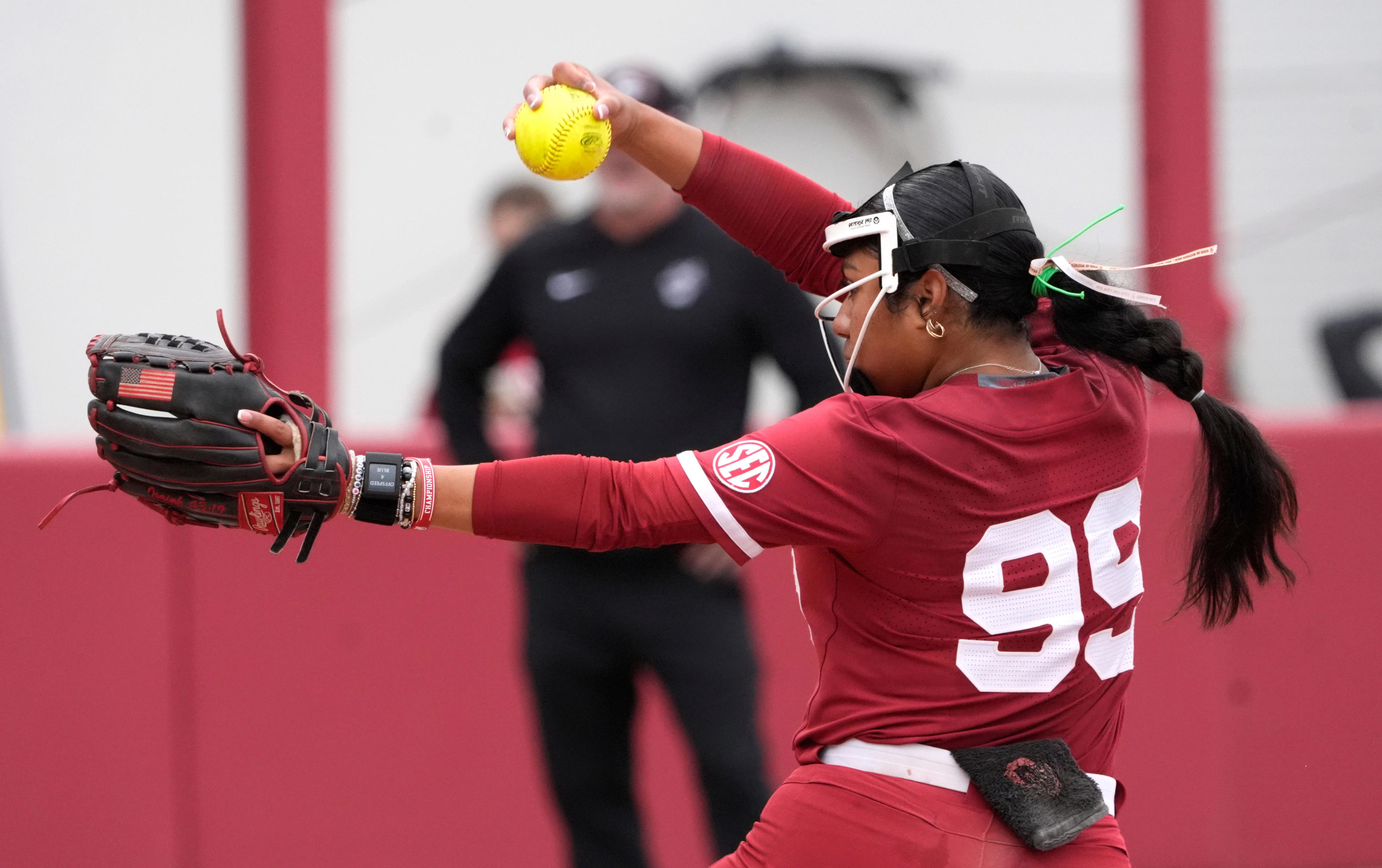 OU softball 'starting to get gritty' in NCAA regional as Miali Guachino ...
