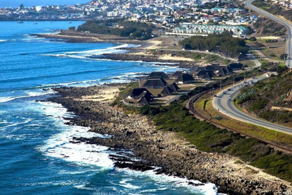 Two teenagers die in De Bakke Beach rip current tragedy