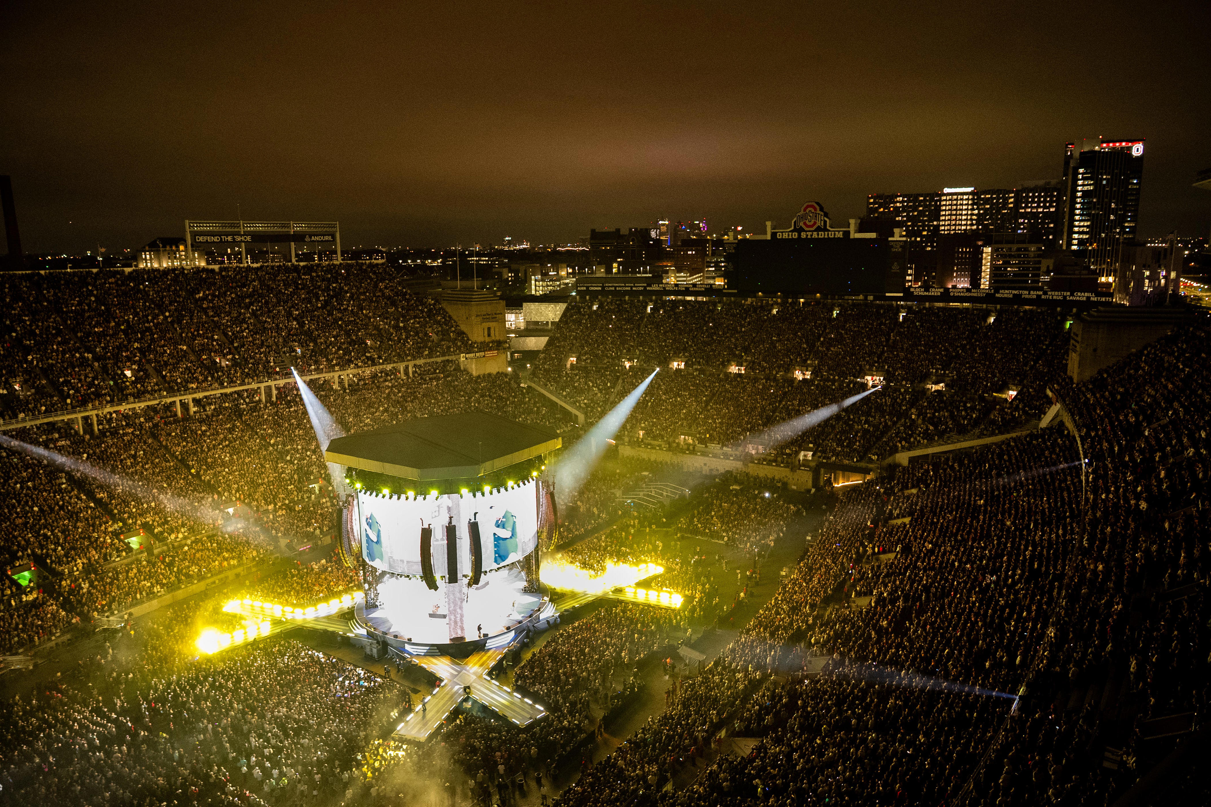 Luke Combs sets Ohio Stadium concert record with nearly 100,000 fans