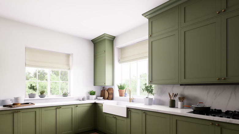 The quick & affordable hack that makes kitchen cabinets look custom