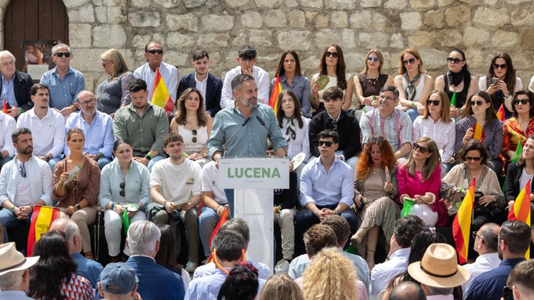 Abascal culpa al Gobierno del efecto llamada con los menas : «Han sido ...