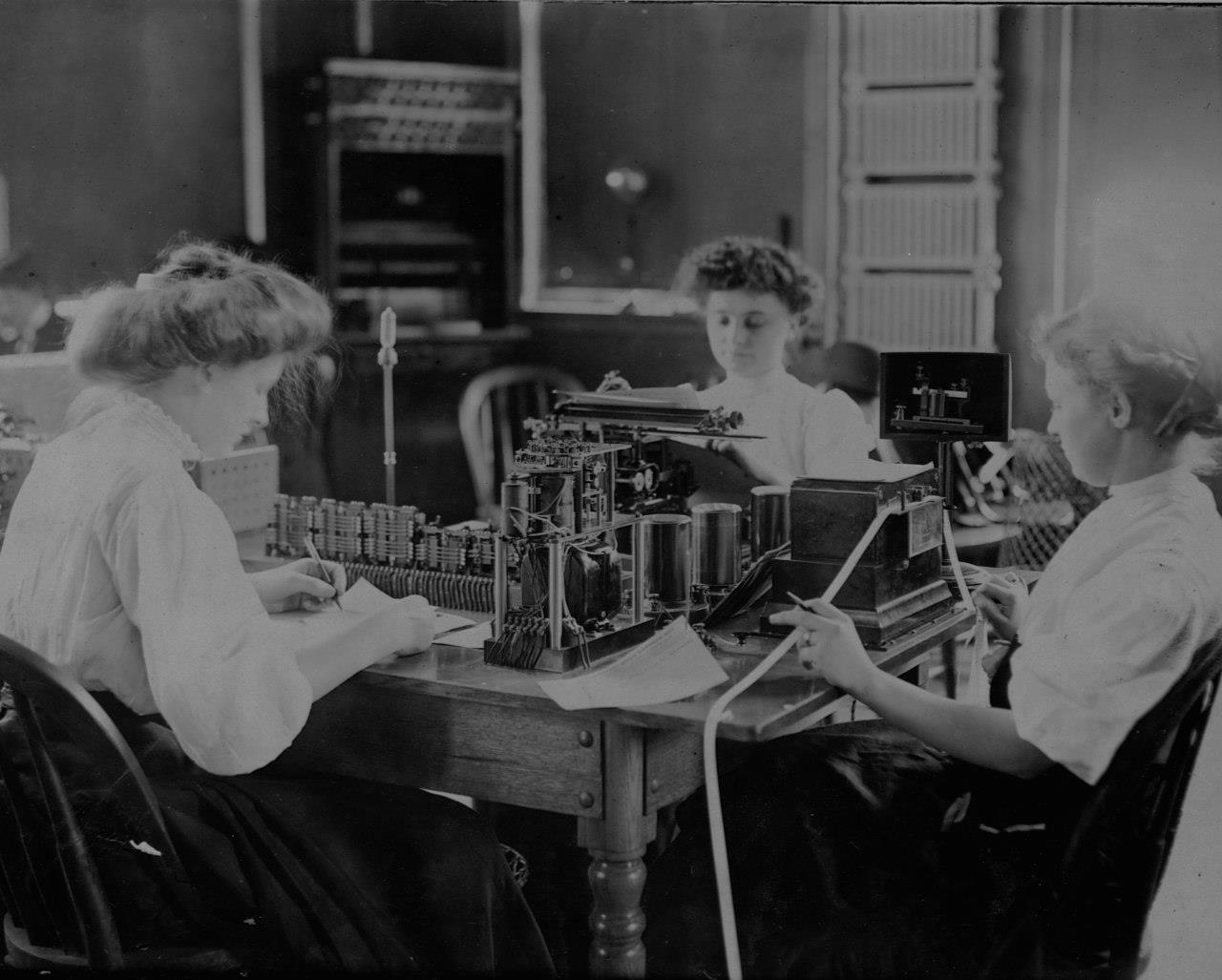 From the telegraph to the smartphone: How information technology ...