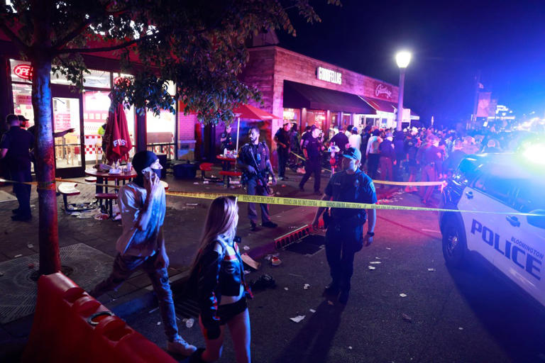 2 gunmen involved in mass shooting near Indiana U that left 9 injured: cops