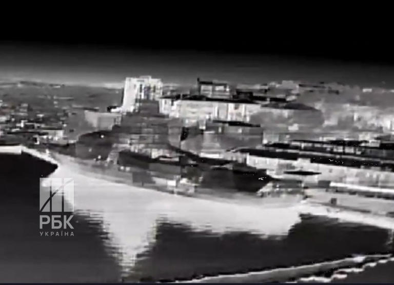 Ukrainian SBU pierces Russian air defenses in Crimea, strikes three ...