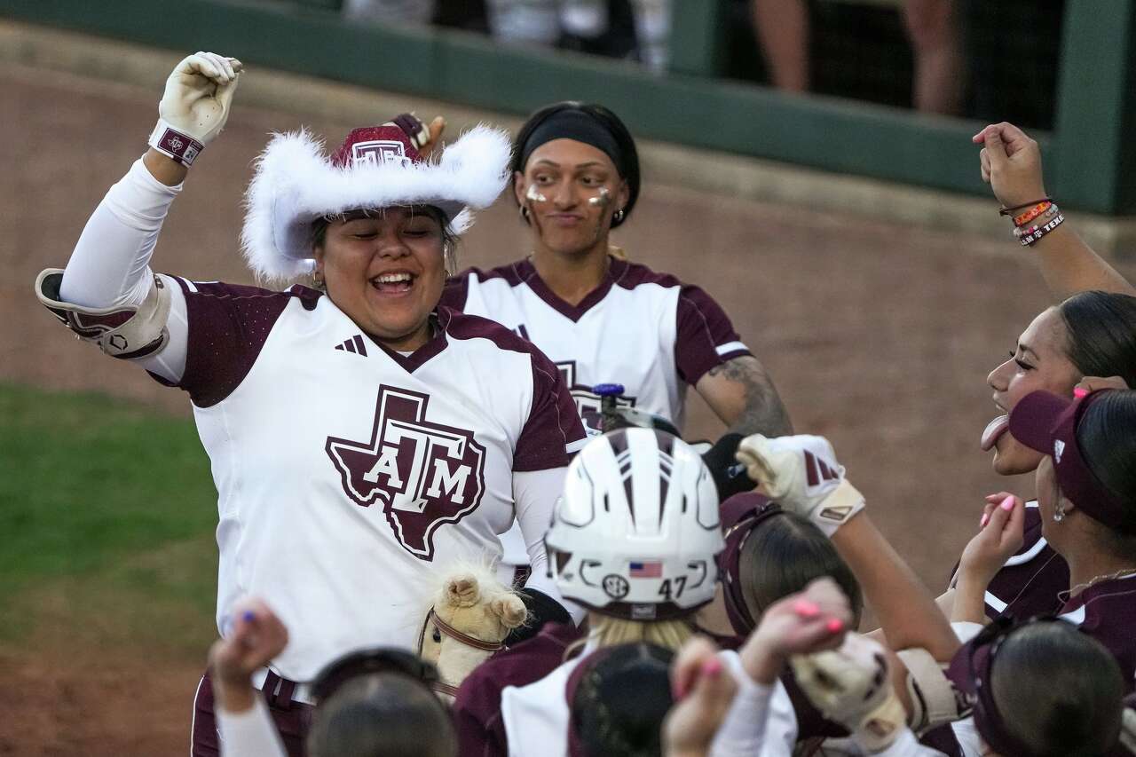 Texas A&M vs Oklahoma softball: Live updates, TV/streaming info for ...