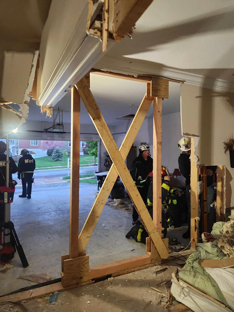 Vehicle slams into house in Lancaster County
