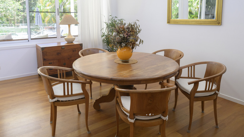 Say goodbye to matchy dining sets