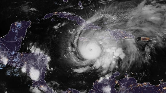 North Texas powerful storm: Fatalities reported, 40K without power amid ...