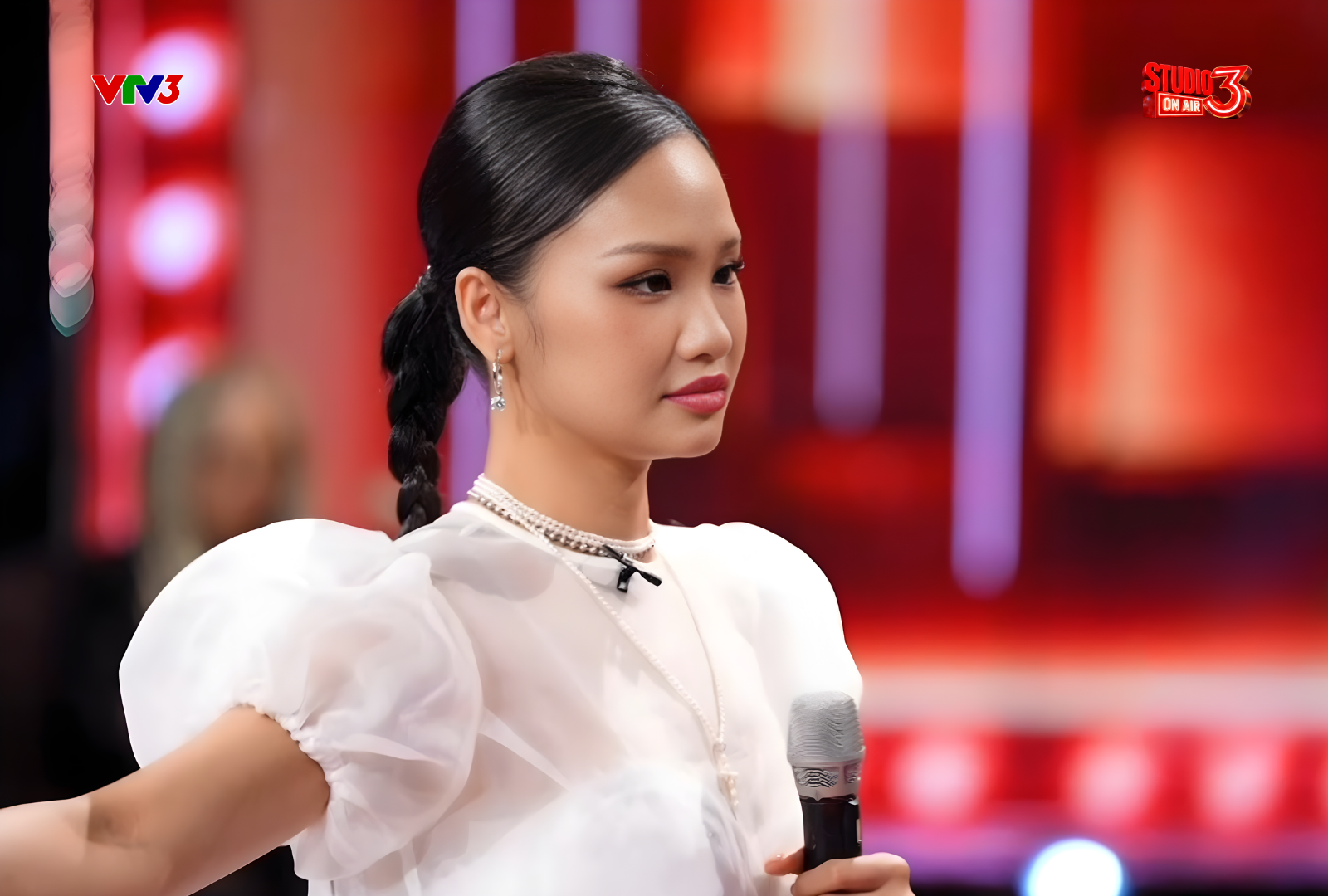 Miu Lê bật khóc, sống một mình nhưng không cô đơn
