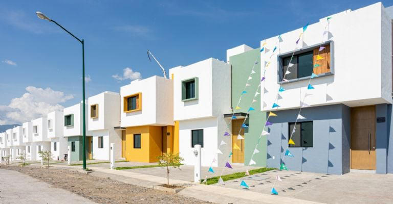 Infonavit pone casas en remate: Dónde puedes comprar viviendas a ...
