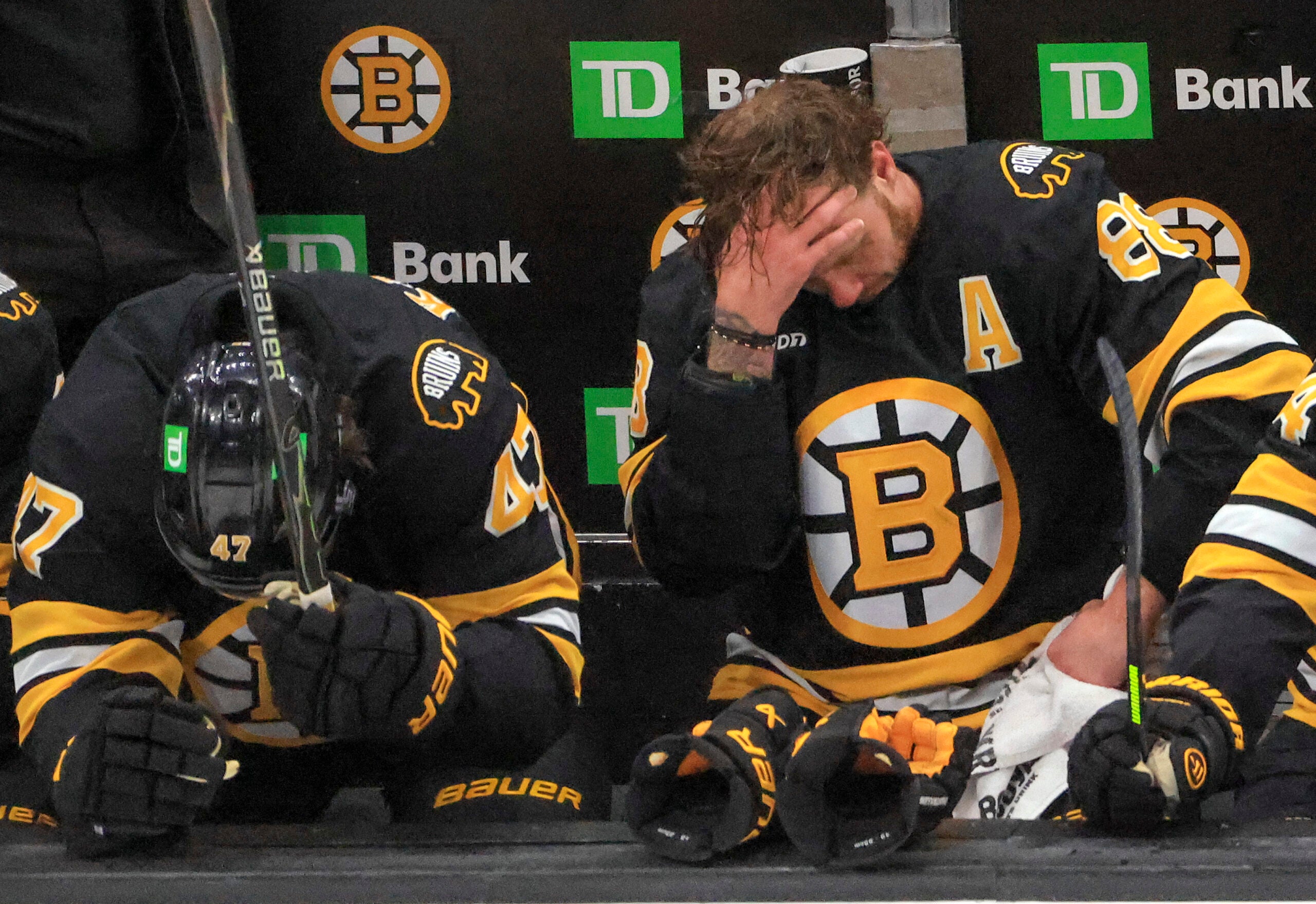 Bruins need to look themselves in mirror after embarrassing performance ...