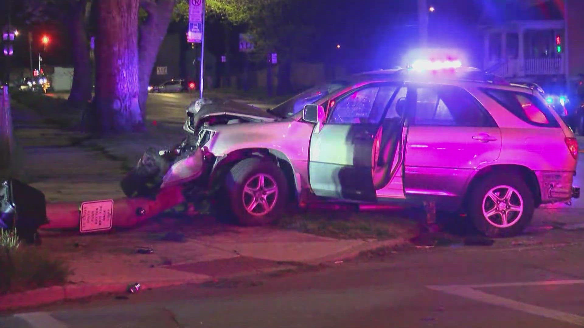 Driver hospitalized after crashing into pole in south Toledo