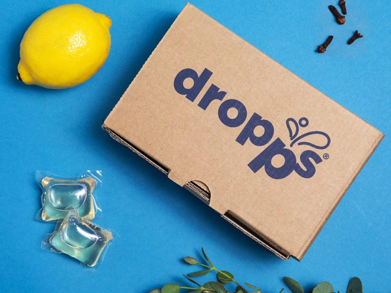 Dropps makes eco-friendly laundry and household cleaning pods — they ...