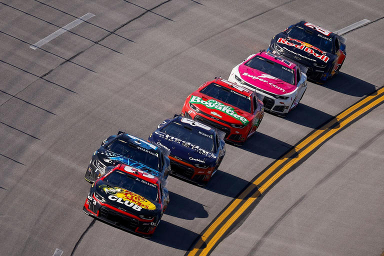 RCR makes another crew chief change for Kyle Busch, effective immediately