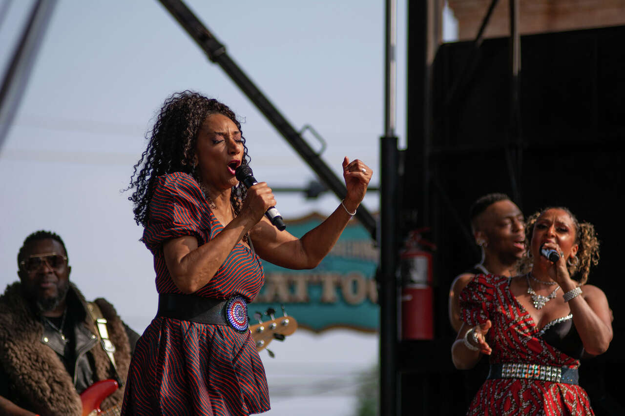 'We are Pfamily': Sister Sledge highlights Slice of Pflugerville ...
