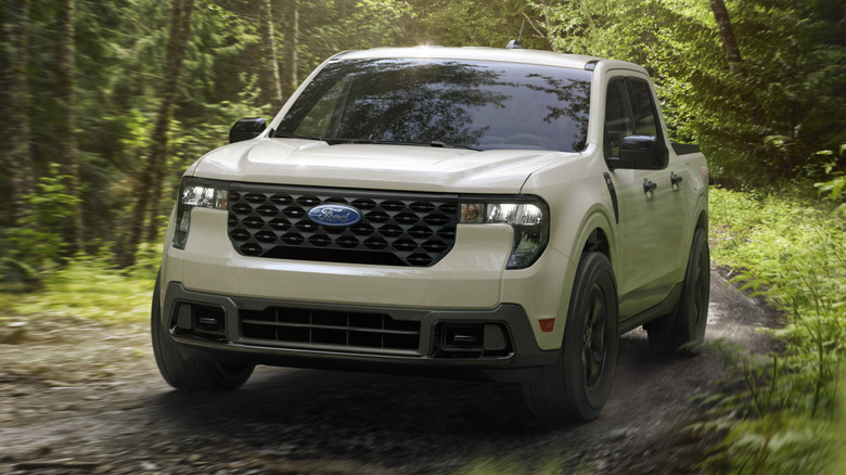 This pickup beat Ford's Maverick in Consumer Reports' best cars made in ...