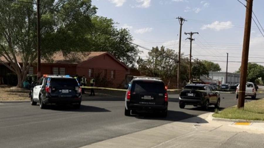 One person seriously hurt after falling from moving car in Lubbock