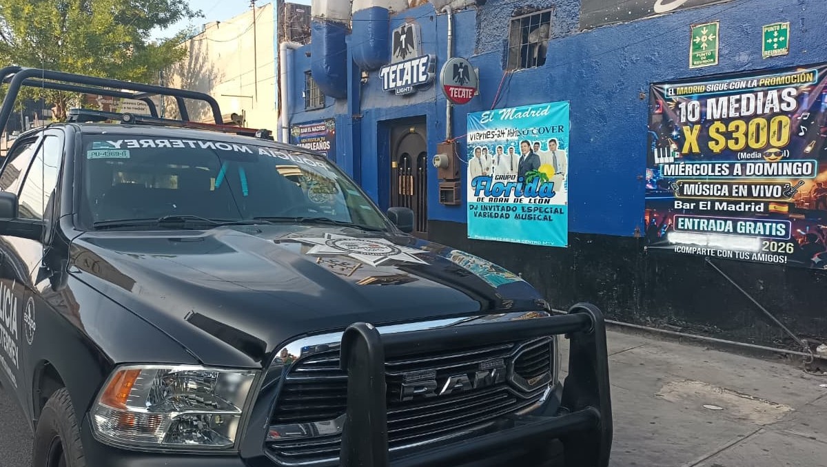 Muere mujer mientras bailaba en bar en el centro de Monterrey