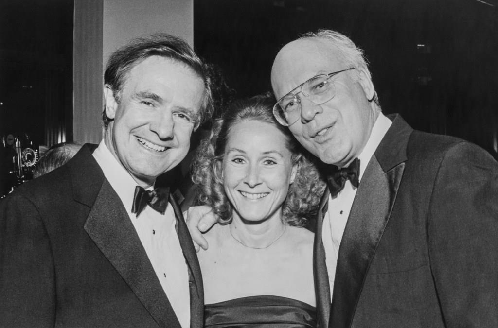 Donald Riegle, Michigan senator who switched parties, dies at 88