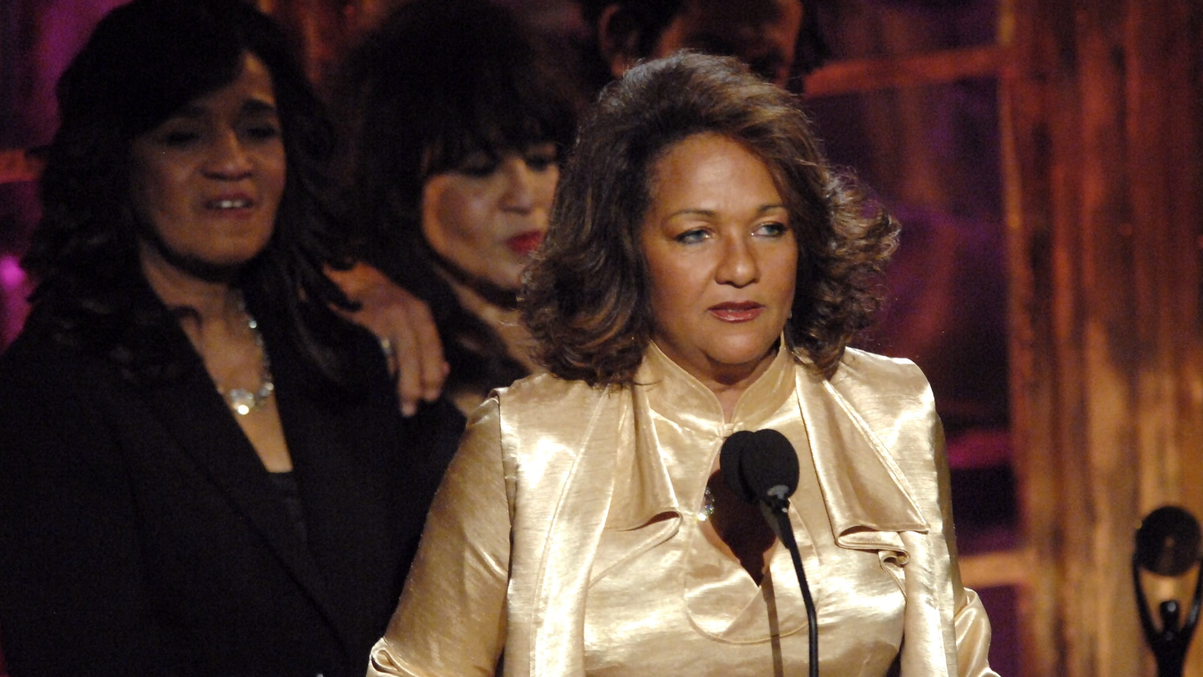 Last Remaining Member of Historic Girl Group Dies at 80