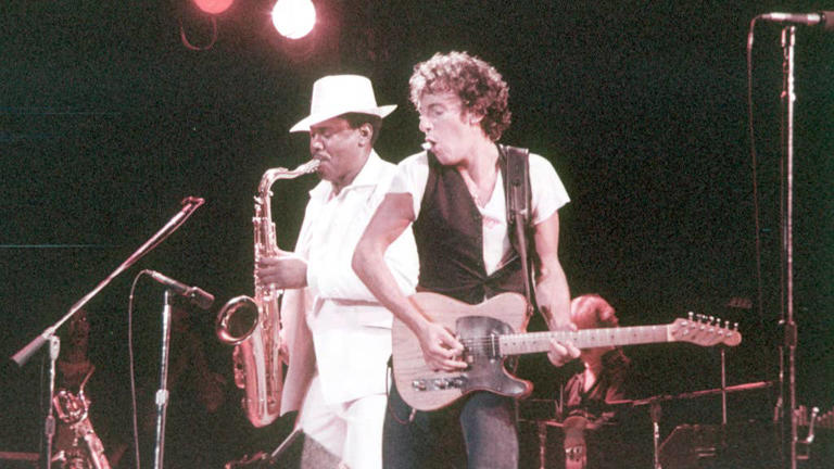 Bruce Springsteen's 1975 rock classic lasting nearly 10 minutes ranked ...