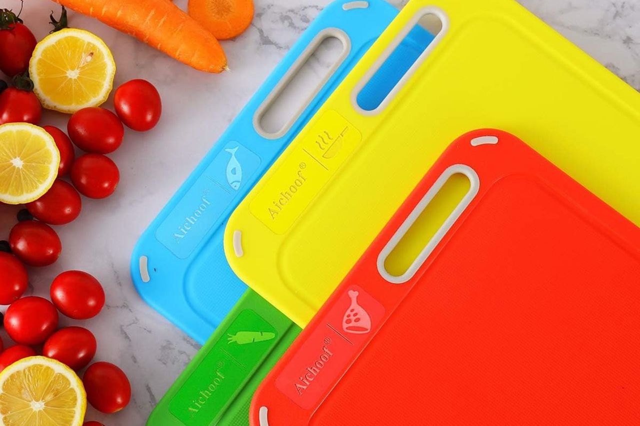 Aichoof Plastic Cutting Board Set
