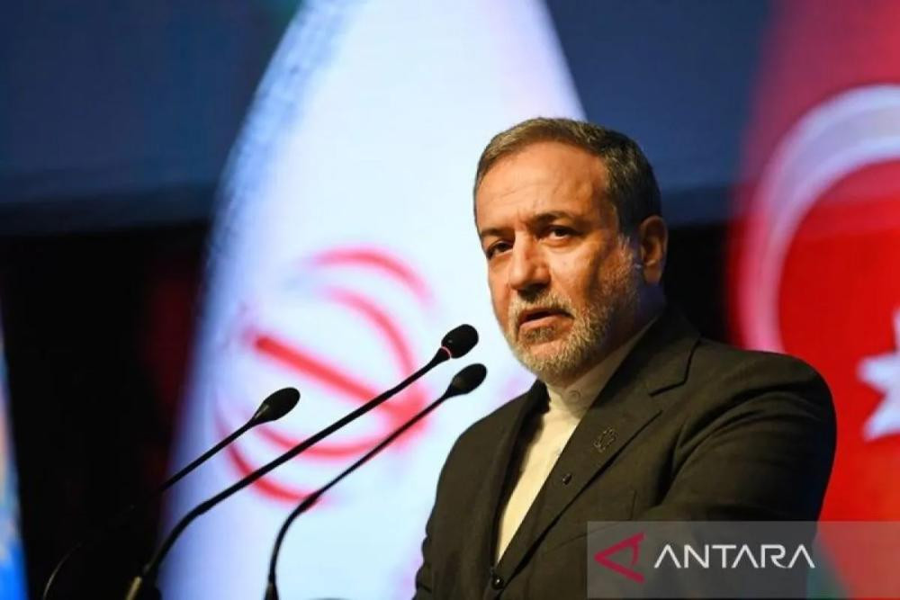 Menteri Luar Negeri Iran Berkunjung ke Rusia untuk Pembicaraan dengan Amerika