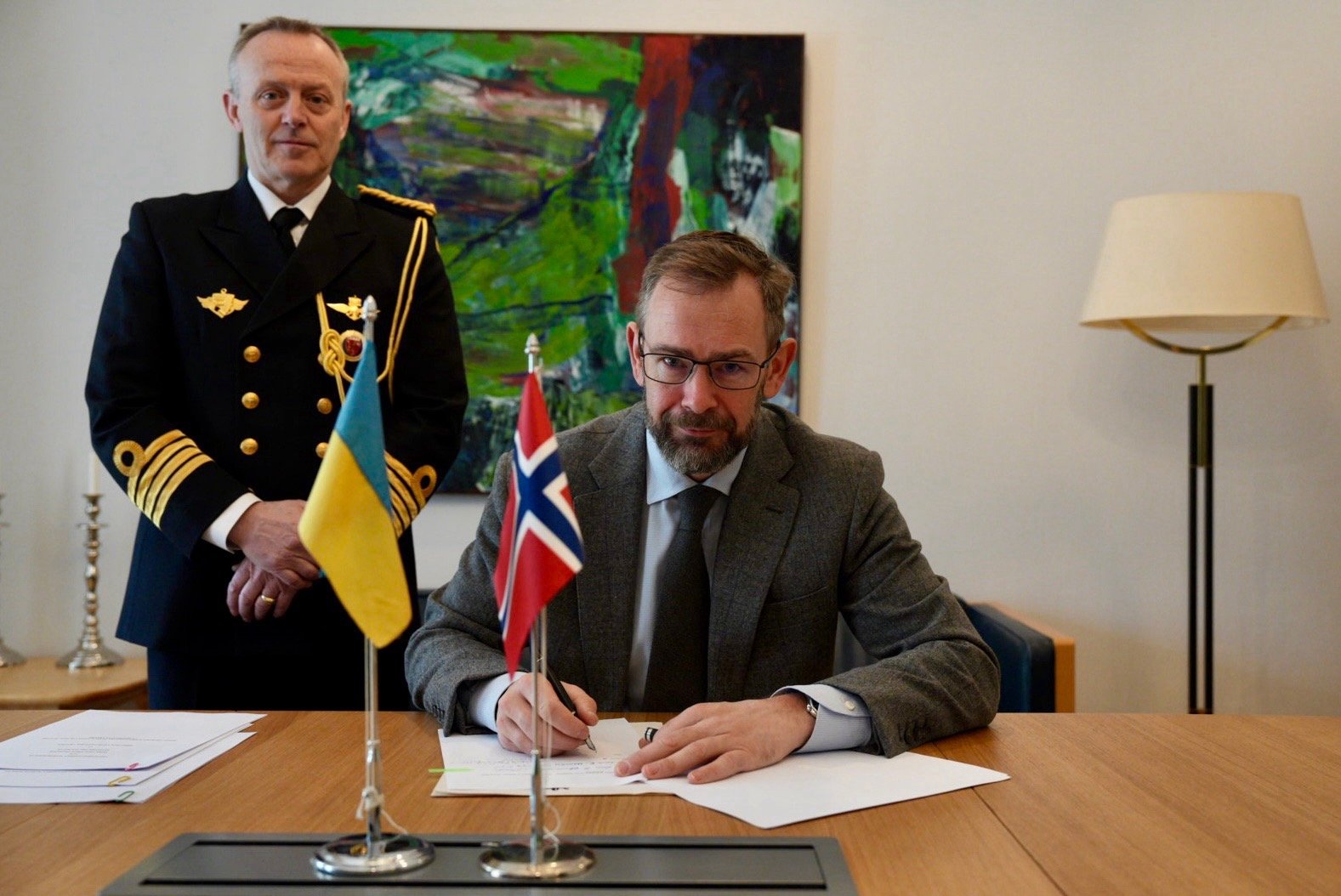 Norge har signert avtale med Ukraina: Norske droner til fronten før ...
