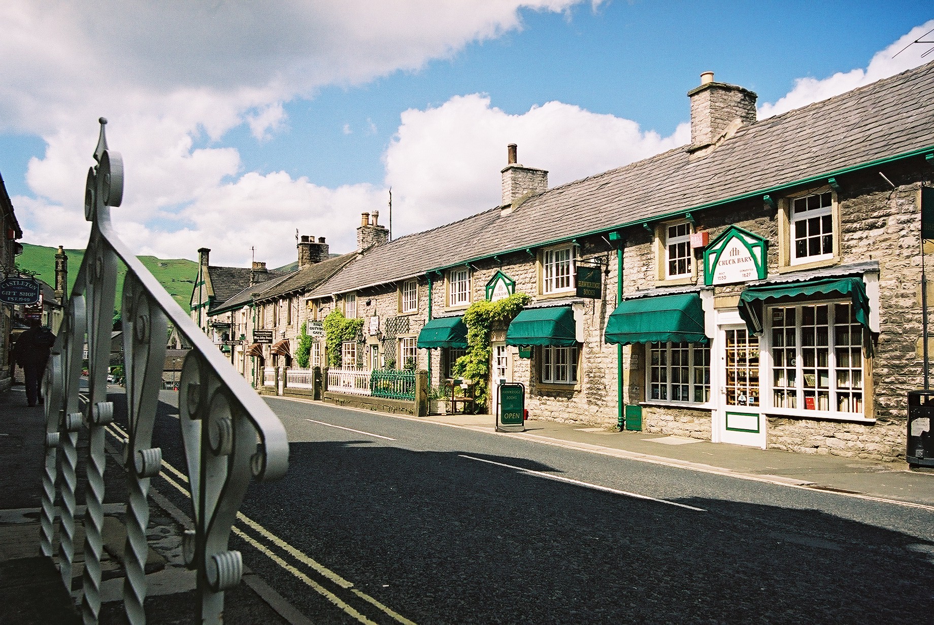 First Derbyshire red routes included in new parking measures for Peak ...